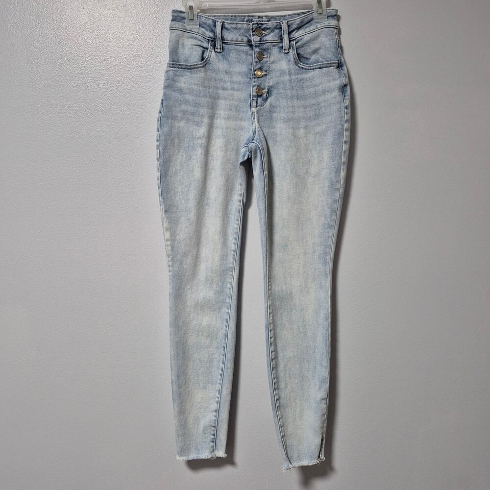 Maurices High-Rise Skinny Jeans Women Size Small Light Wash 4-Button Fly Raw Hem